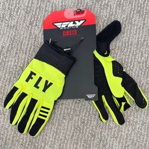 NWT Flying Racing Kids Gloves - Neon Yellow and Black